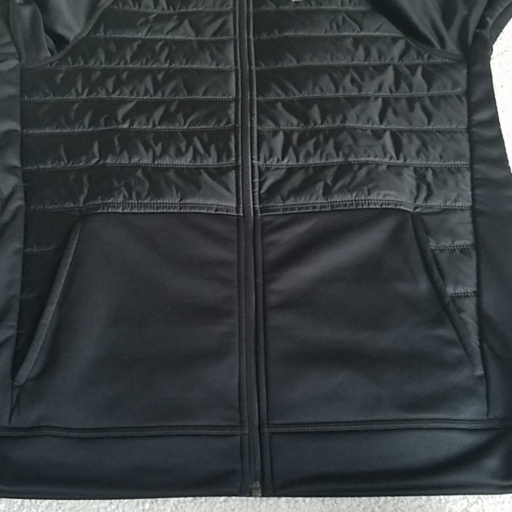 Last one.. Nike Therma full-zip training hoodie - Picture 4 of 9